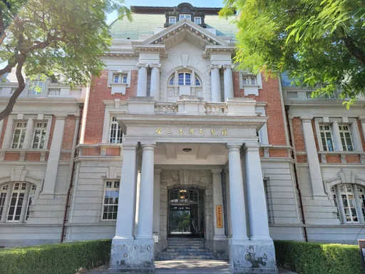 走春趣|國立臺灣文學館新春「鴻兔大展」 解謎闖關換限量小福袋