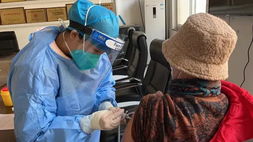 她接種了4劑新冠疫苗 卻是死掉2年後才開始打的