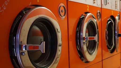 5寶爸媽吃飽飯驚覺小孩少一個 3歲女兒關洗衣機內窒息斃命