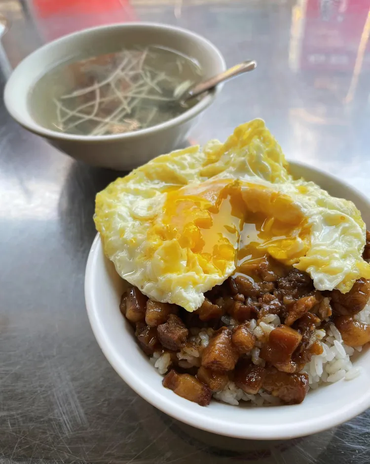 歐陽靖PO出台南人的早餐。翻攝歐陽靖臉書