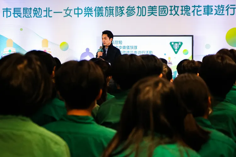 蔣萬安感謝「小綠綠們」這次做了一個美麗動人的國民外交。賴昀岫攝