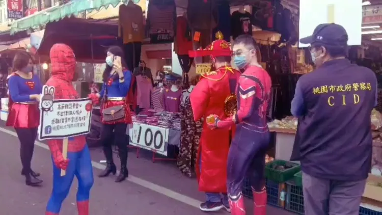 南門市場預防犯罪宣導。桃園市刑大提供