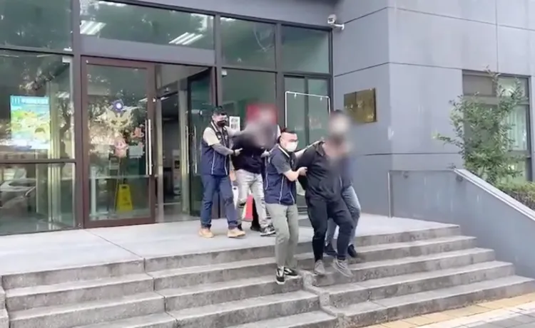 警訊後將落網的2嫌送辦。翻攝畫面