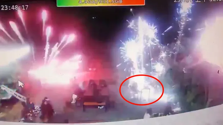 花蓮到小琉球跨年的葉女遭煙火彈直接命中。翻攝「小琉球聯盟」