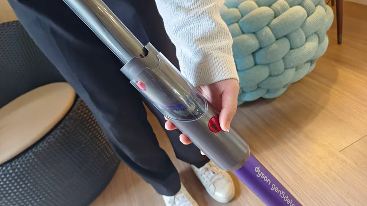 吸頭可內置於吸管內。翁玉信攝