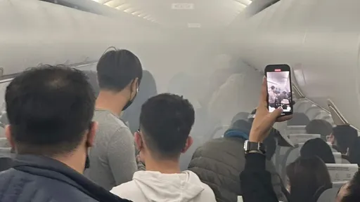 酷航機艙冒煙肇因行動電源惹禍 民航局「8點警告」降低危害