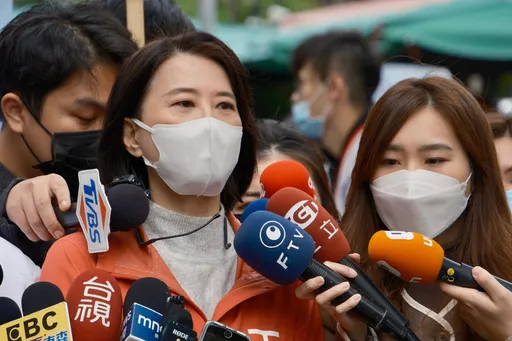 政見發表會各自表述！吳怡農狂批遭人身攻擊　王鴻薇反問：哪句是謾罵