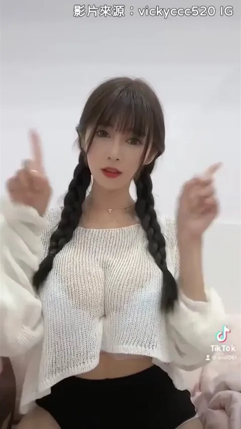 真的很巨巨。本影片截圖經「IG@vickyccc520」授權刊登