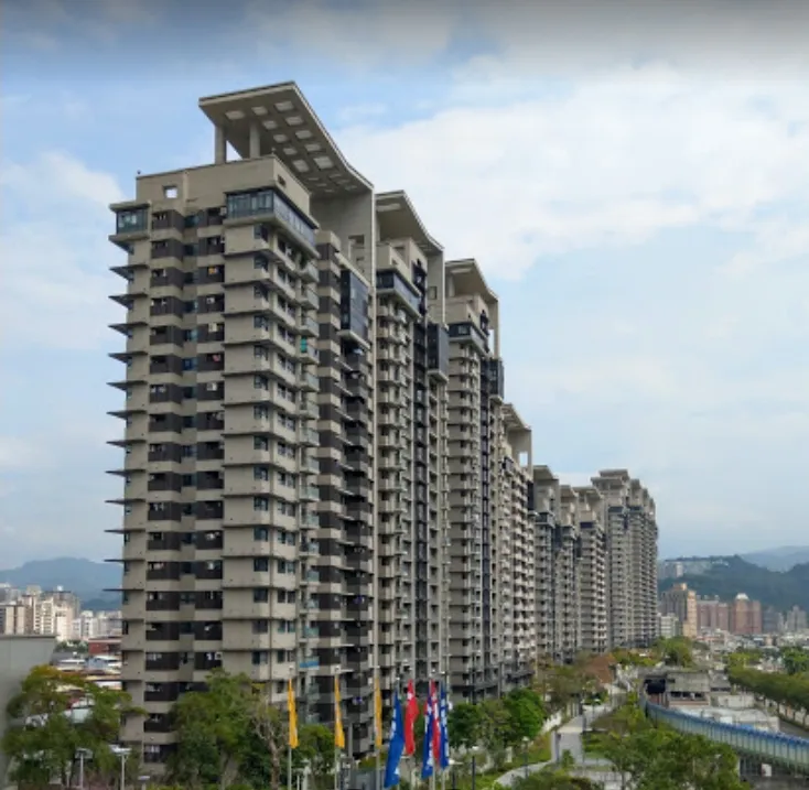 美河市屬於捷運共構社區，具備到站即到家的優勢成功吸引購屋族，目前2房產品近期成交已見7字頭。網友提供