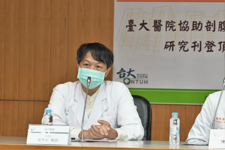 施景中呼籲減少剖腹產，可降低植入性胎盤等合併症發生。台大醫院提供