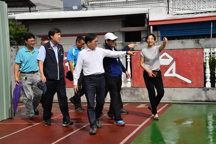 立委劉櫂豪視察台東偏鄉小學基本設施。劉櫂豪立委辦公室提供