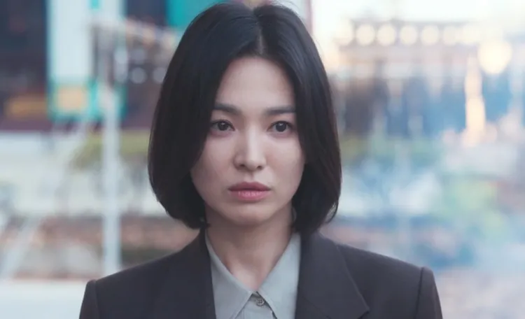 宋慧喬在新劇《黑暗榮耀》飾演霸凌受害者。翻攝Netflix