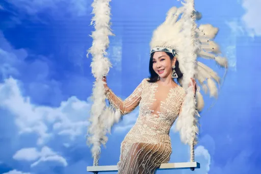 陳美鳳藍心湄合體美魔女秀百萬人盯著看 白家綺高空U綢成流量密碼