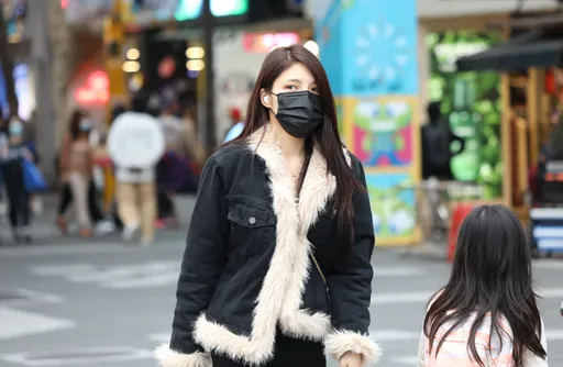 變天了！大陸冷氣團明來襲「愈晚愈冷」下探14°C　到「這天」才回溫