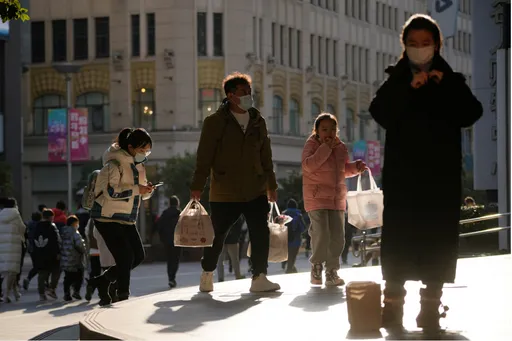 中國爆染XBB.1.5害大便失禁！嚇到瘋搶尿布　專家點出「2關鍵」保屁平安