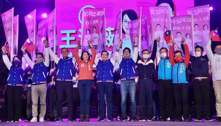 選前之夜藍營總動員。林林攝