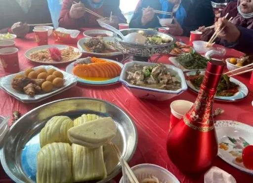 記者會要在飯店!流水席新娘列「5訴求」 網酸爆:敢出面就發雞排