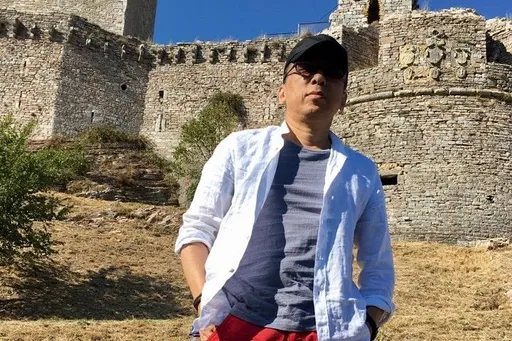 苦苓怒嗆藍委「腦袋進水」 反串酸爆:支持任第一屆金門特首