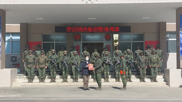 蔡英文總統今早慰勞特戰指揮部特3營官兵。凃建豐攝