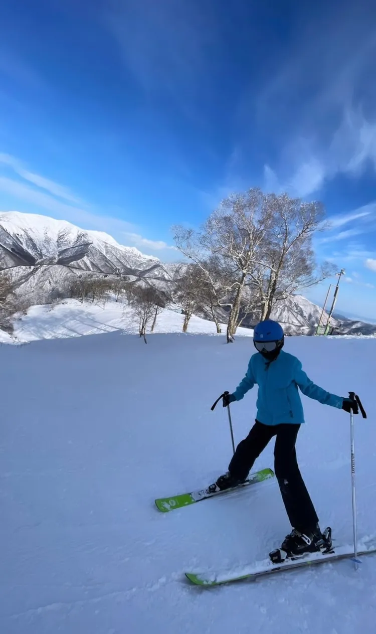 Tiger滑雪姿勢100分。翻攝曾馨瑩IG