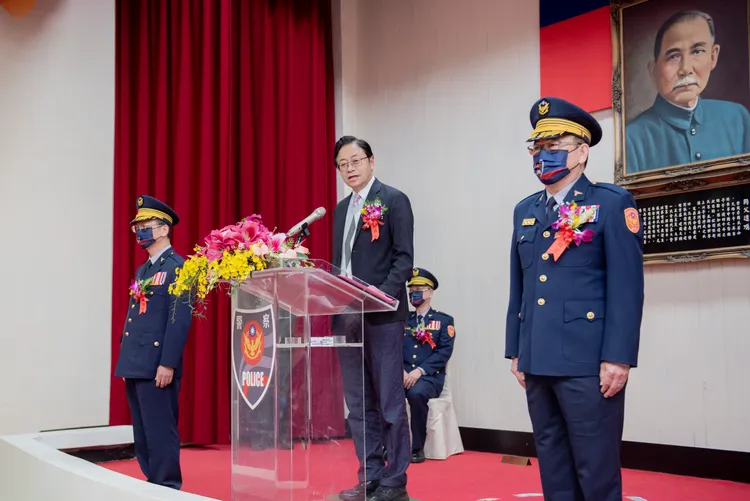 張善政期勉桃警團隊主動積極守護治安。桃園市府提供