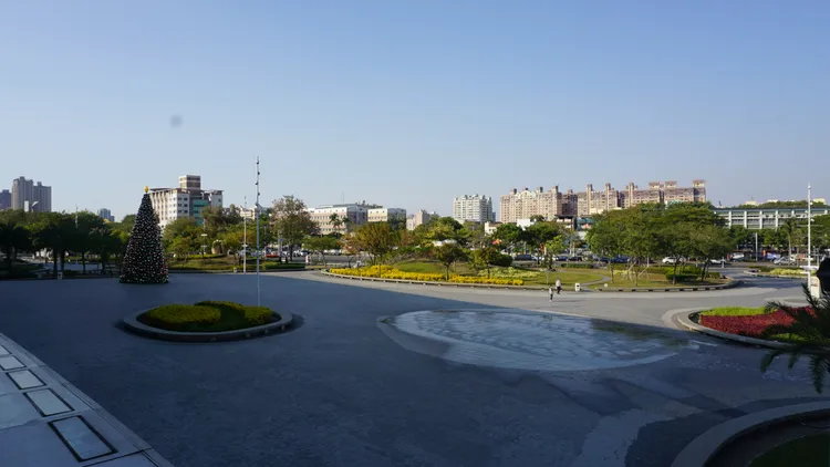 東高雄房價相對親民，主因是區段屬過去高市蛋白區。葉家銘攝