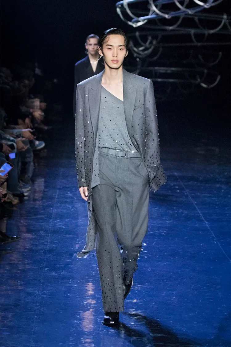 FENDI 2023秋冬男裝系列大秀。品牌提供
