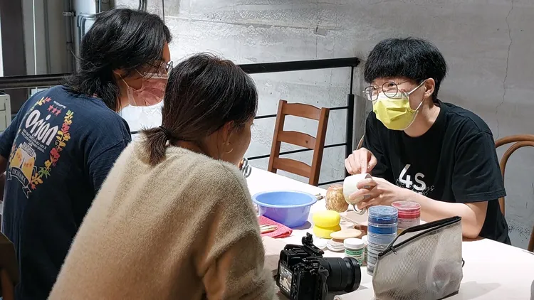 手捏陶藝課程。凃建豐攝
