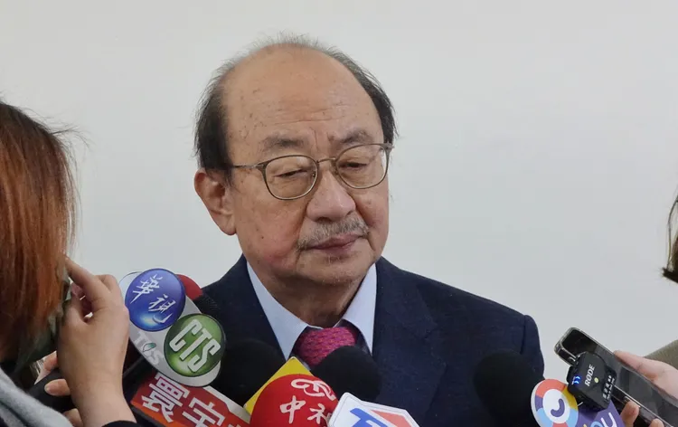 柯建銘今天表示「我的議事規則跟法律基礎會輸給曾銘宗？」。莊宗達攝