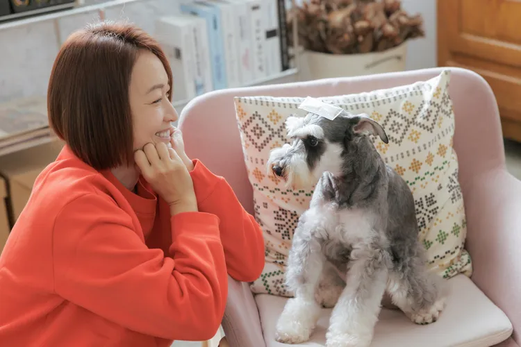 潘慧如和雪寶相望。球狀星團娛樂公司提供