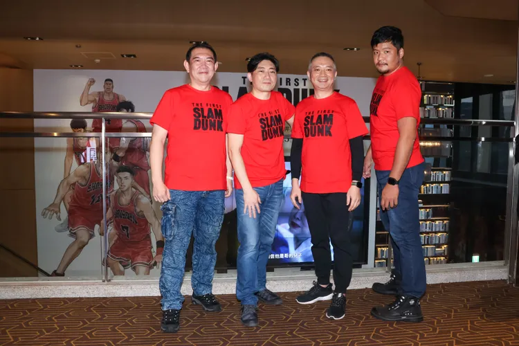 林谷珍（赤木剛憲，左起）、于正昇（櫻木花道）、于正昌（宮城良田）、張騰（流川楓）擔任《灌籃高手The First Slam Dunk》中文版配音。趙世平攝