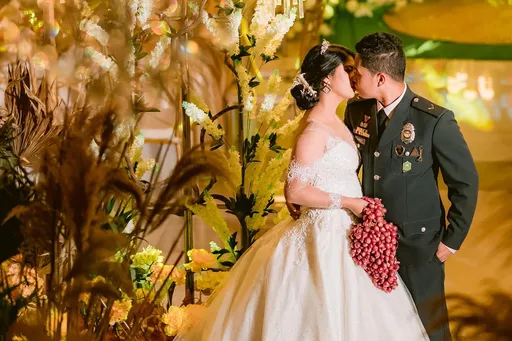 這作物成「富裕象徵」取代新娘捧花　農民搶收、窮人悲「只能聞」