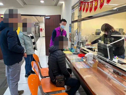 擔心入境隔離餓肚子 他行李箱帶這家鄉美味!結果超慘