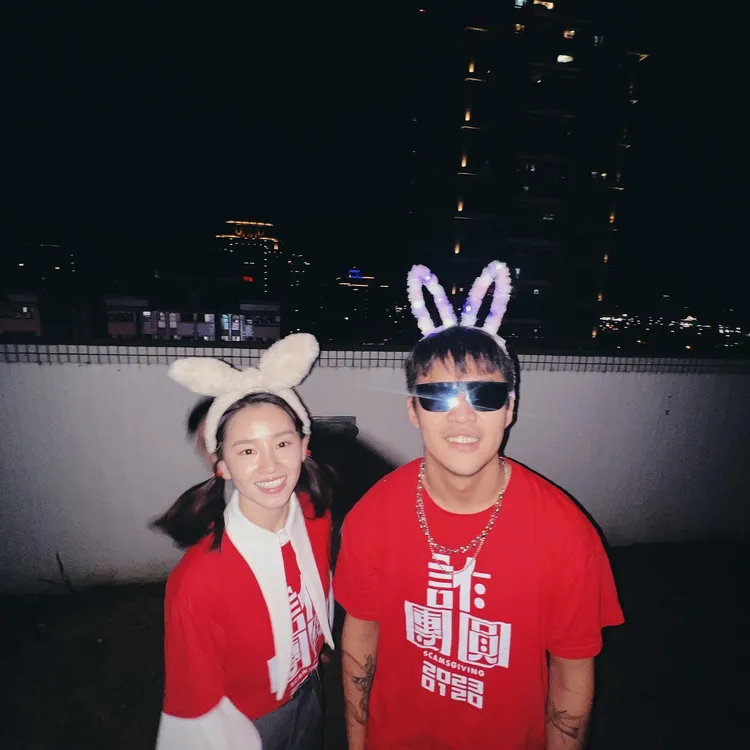 屁孩（右）和盧以恩私下也有好交情。翻攝屁孩臉書