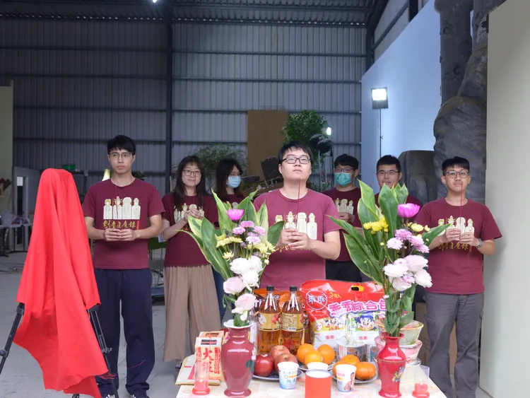 全新的布袋戲原創影集《劍塵道魔錄之玄劫天鋒》，規劃於2月展開群眾募資。劍塵影視提供