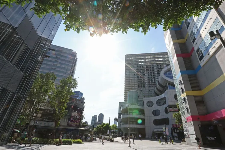 打炒房修法禁轉預售。資料照片