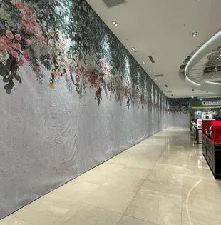 網路流傳PRADA及姐妹牌MiuMiu，將同時進駐漢神巨蛋百貨，櫃位點就在一樓。翻攝自臉書高雄點