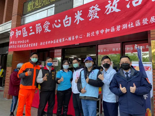 海巡署金馬澎分署關懷弱勢 春節將近溫情送暖致贈白米