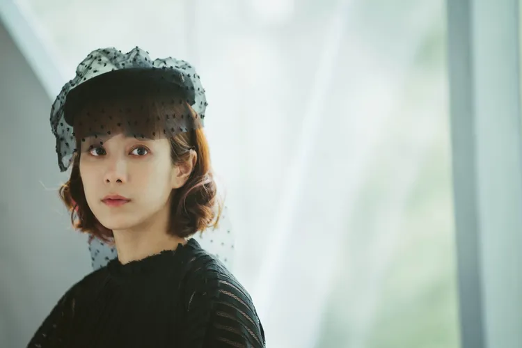 温貞菱精緻五官像個洋娃娃。公視提供