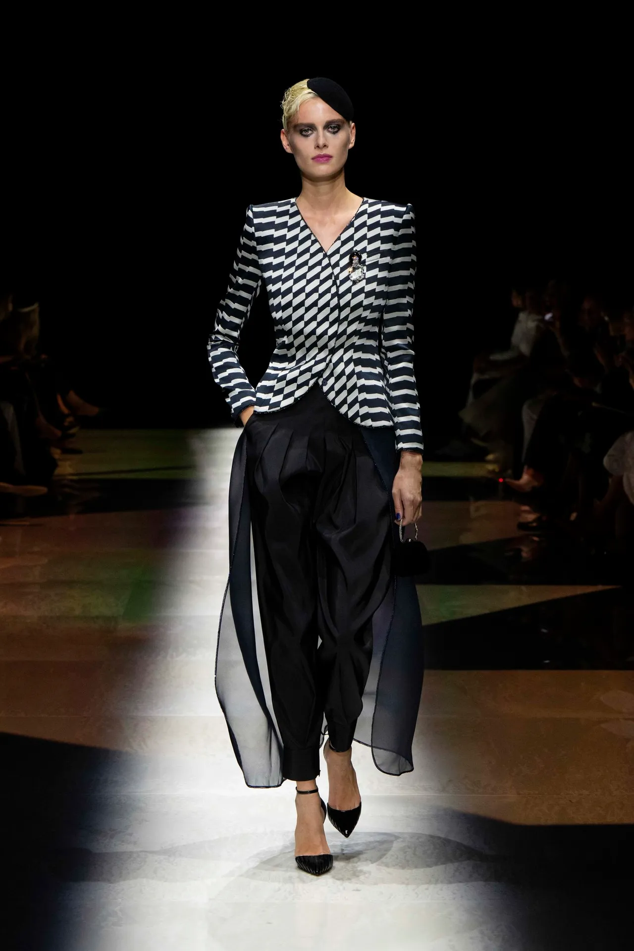 GIORGIO ARMANI PRIVÉ 2023春夏高級訂製服系列。品牌提供