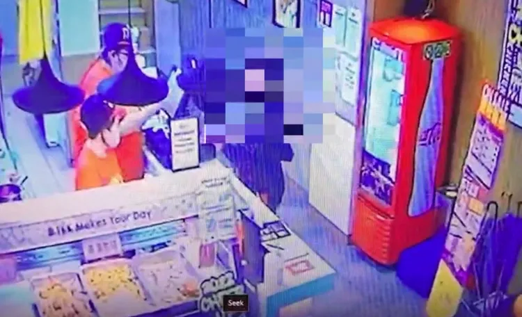 黃姓男子騎乘單車犯案、逃逸。翻攝畫面