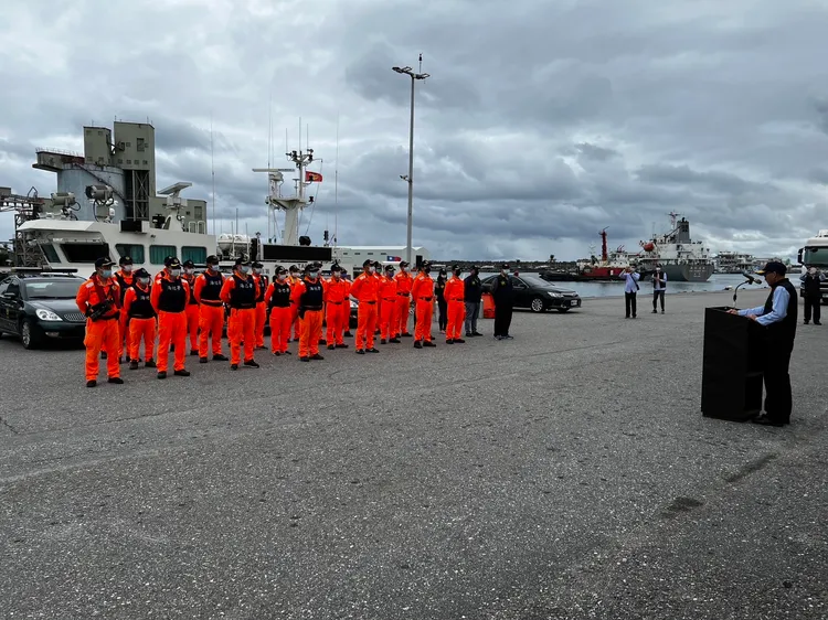 第九巡防區指揮部主任黃永璋勤教。海巡署提供