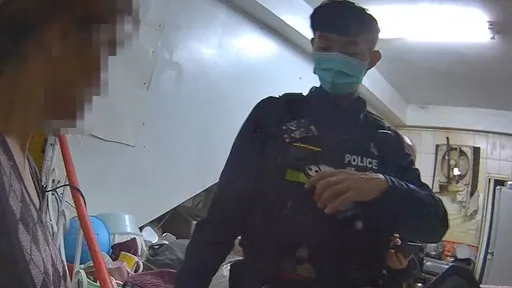 女通緝犯藏閣樓躲臨檢 狗吠聲露餡被揪出活逮