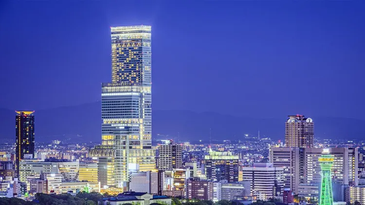 去年11-12月份海外旅遊熱門目的地，依舊由日本奪得冠軍，人氣目的地以大阪、東京、京都、岐阜、北海道拿下。圖為大阪阿倍野展望台，KKday提供