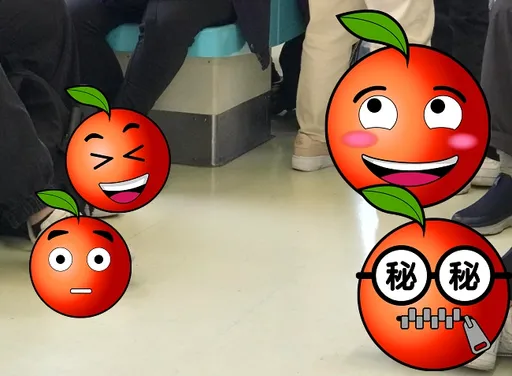 捷運這幕讓萬人笑翻！　網驚：40多年前的鞋還在流行？