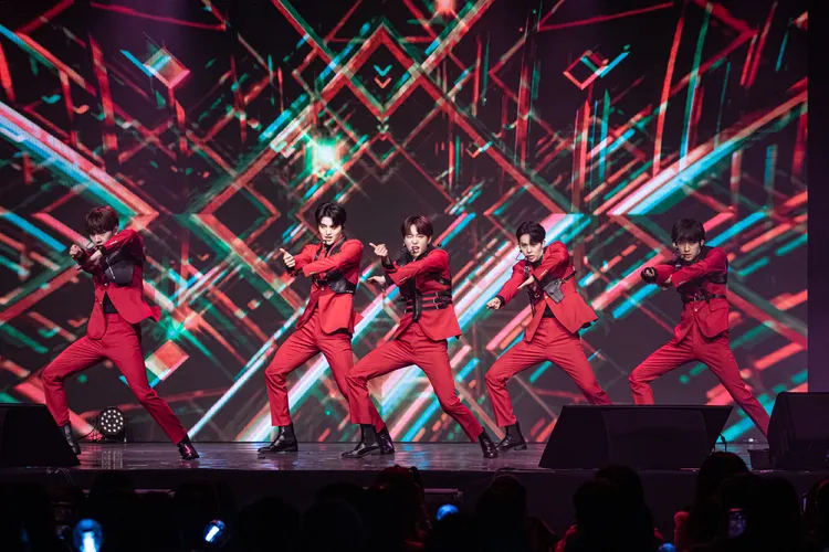 DRIPPIN勁歌熱舞。ON INN ASIA提供