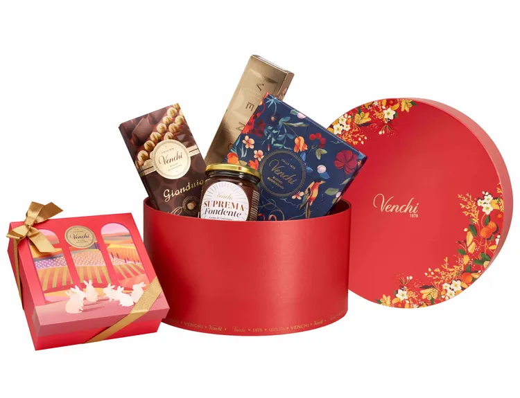 Venchi月兔新年奢華禮籃，7600元。品牌提供