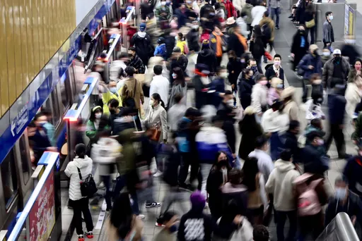 天龍跨年嗨!北捷運量達186萬人次「較去年增9.4萬」 出入口首設淨空區防踩踏