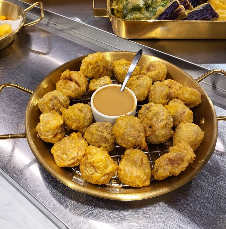 天母店限定新菜-無花果天婦羅。業者提供