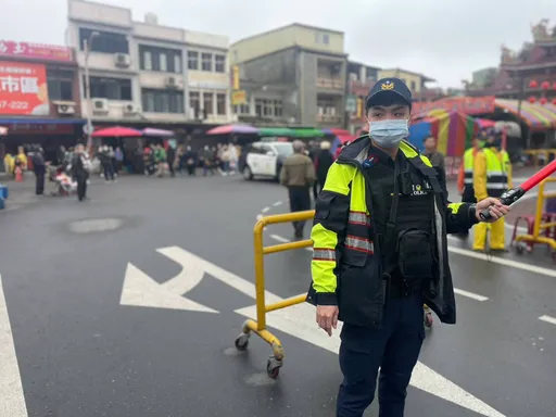 春節廟宇人潮多　大園警交通疏導管制